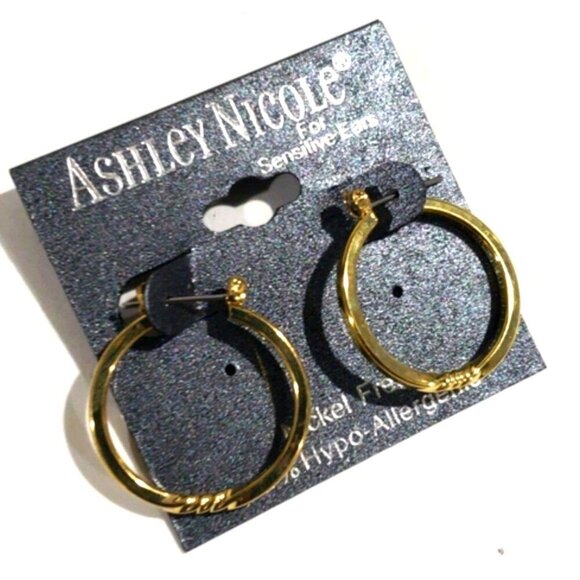 Ashley Nicole Gold tone Twisted Design Hoop Earrings - Women's Fashion Jewelry - Picture 1 of 7